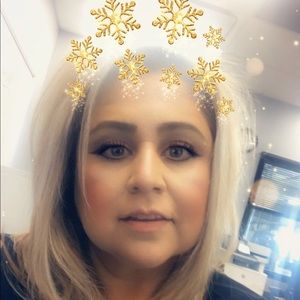 Meet your Posher, Raqraquel